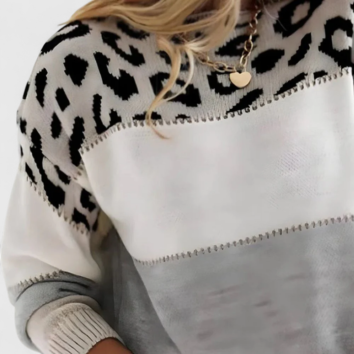 Polina | Leopardprint Casual Sweater