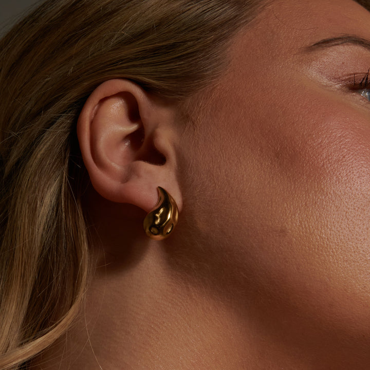 Tåreformede Nyssa Øreringe