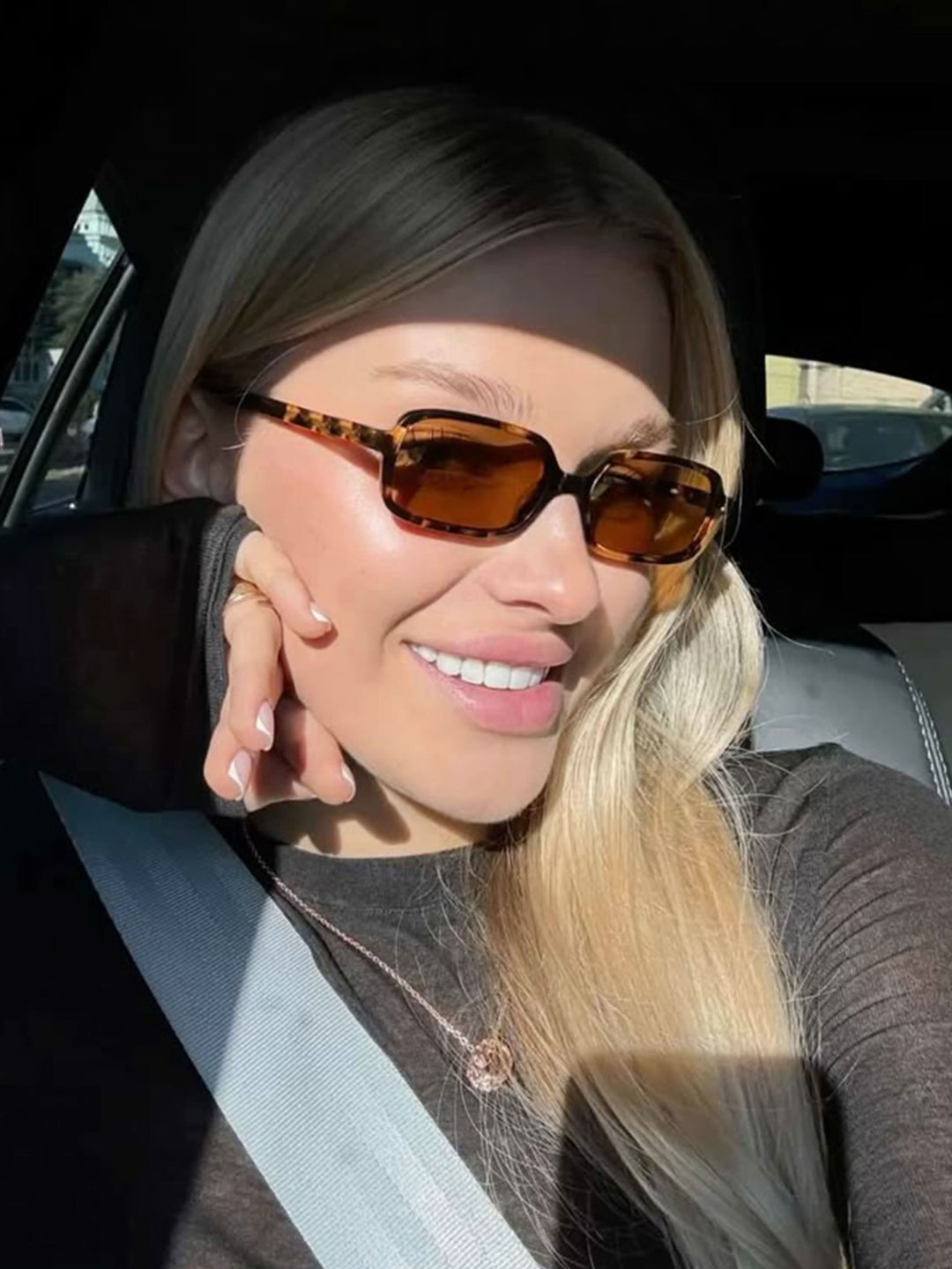 Skarlett | Glamourøse Solbriller