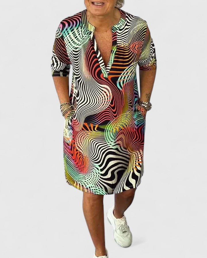 Helinae™ | Sofistikeret V-hals Kjole