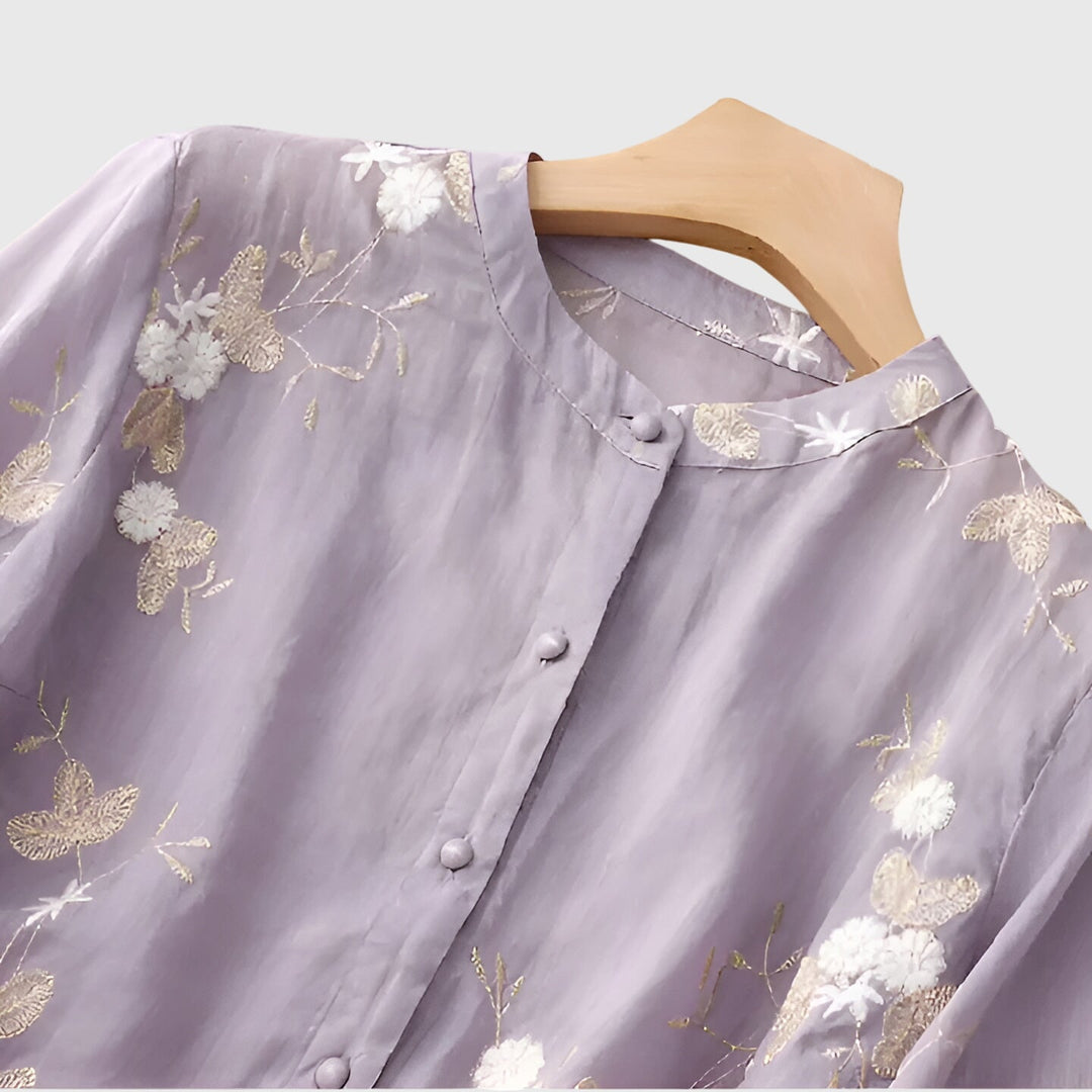 Nellie™ | Elegant Top med Broderede Blomster