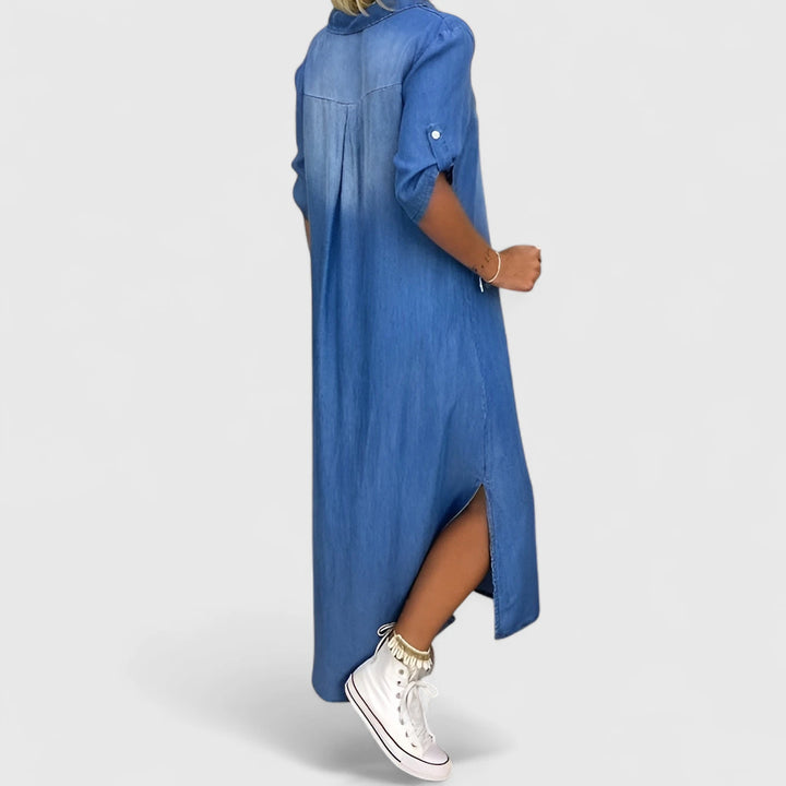 Ylva – Denimkjole med V-hals