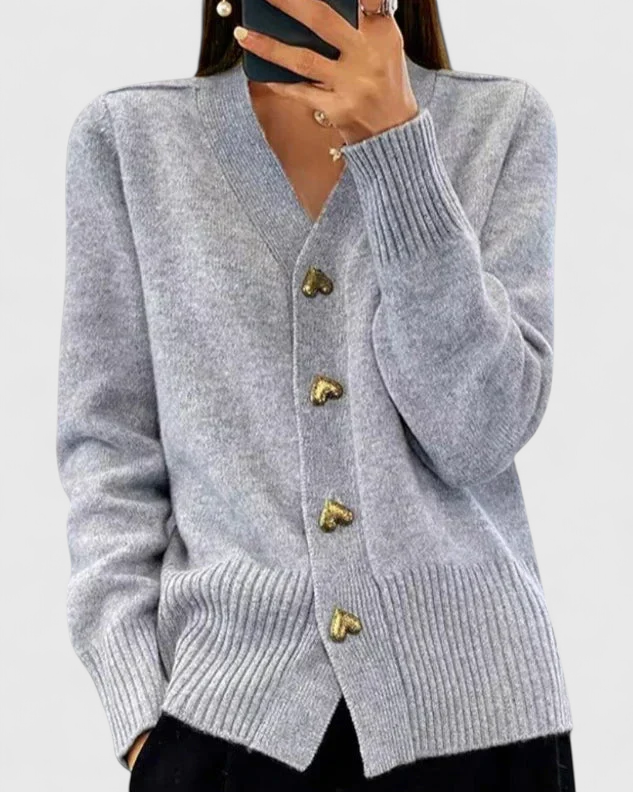 Cyra - Elegant Cardigan