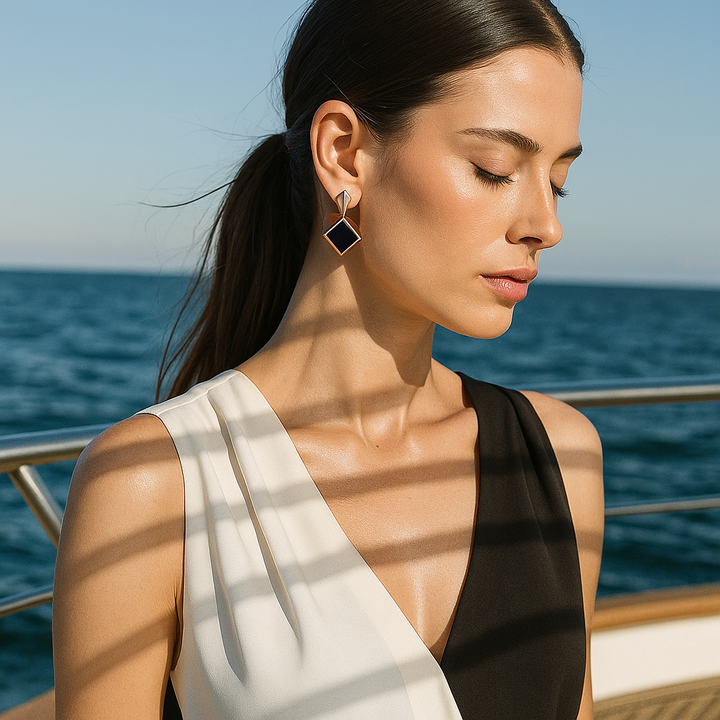 Keto -Øreringe med firkantede sorte ædelstene