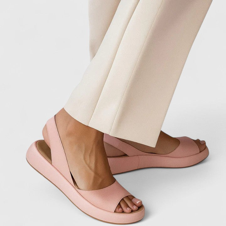 Emrynn | Ortodontiske Sandaler