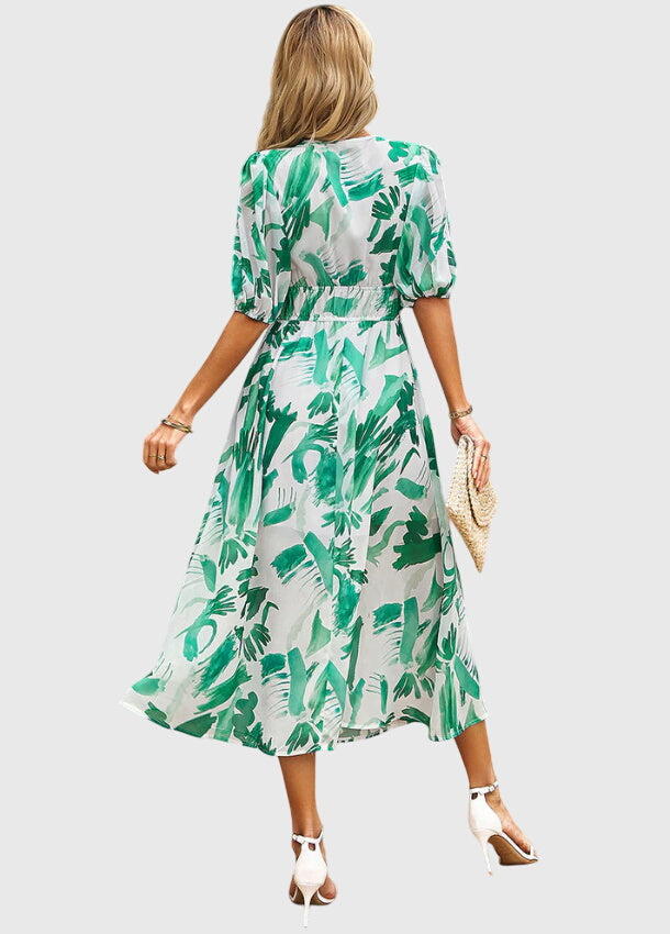 Meerlin™ | Flatterende Blomster Midi Kjole
