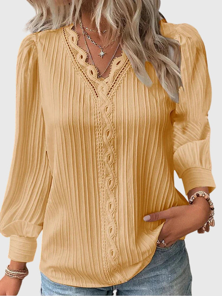 Andrea - Elegant Pullover Bluse