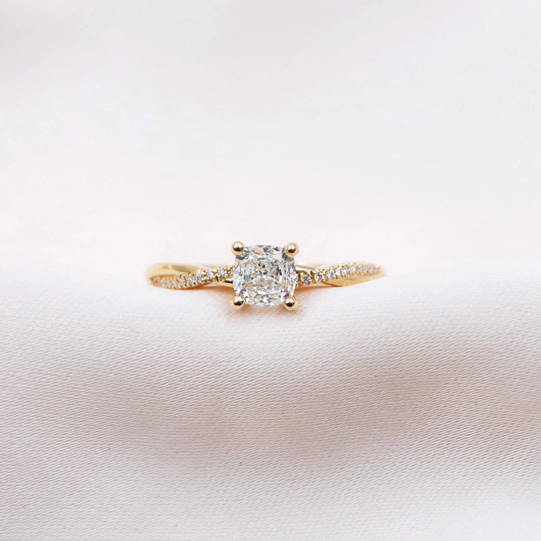 Ysmaryelle | Ring 18k Guld
