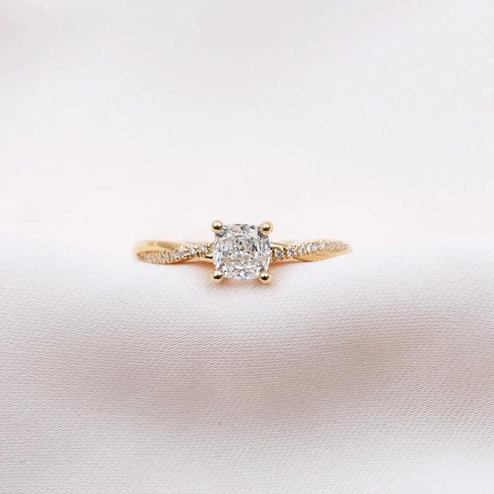 Ysmaryelle | Ring 18k Guld