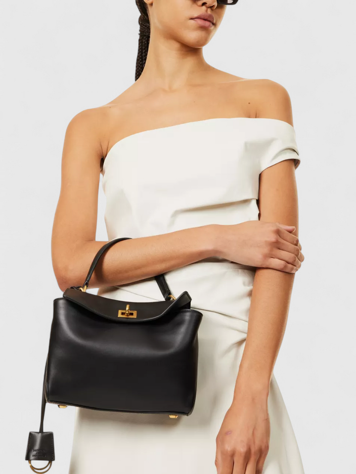 Freja – Elegant Shopper