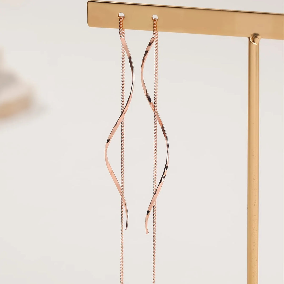 Lange Øreringe med Bølge Design