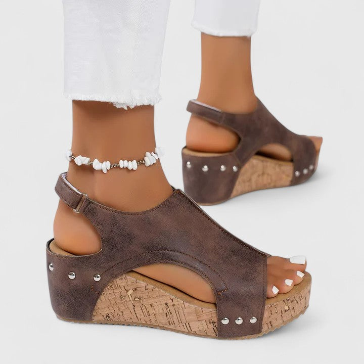 Jolyna® | Ortodontiske Sandaler