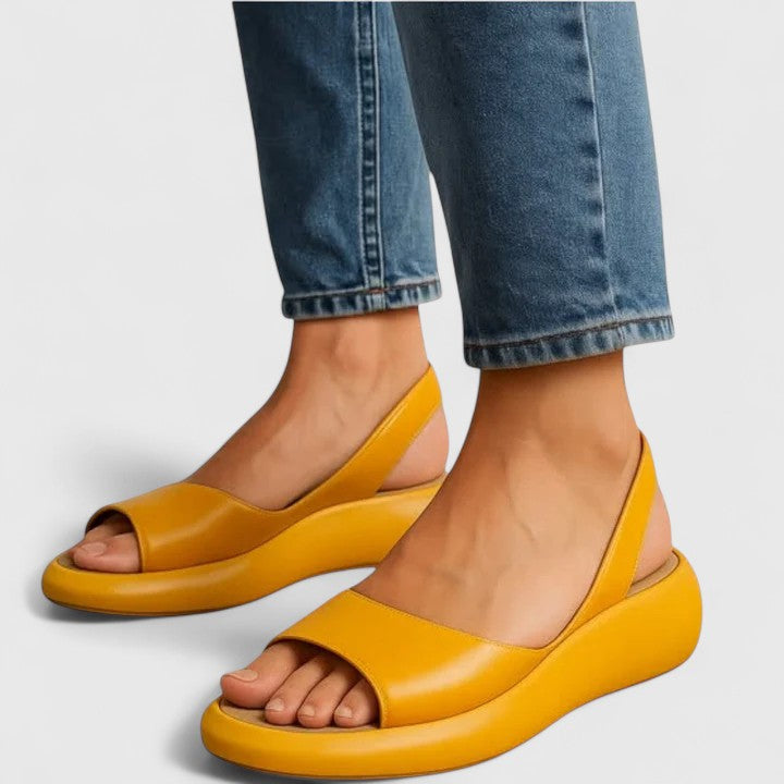 Emrynn | Ortodontiske Sandaler