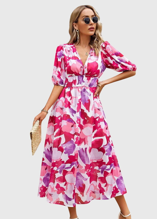 Meerlin™ | Flatterende Blomster Midi Kjole