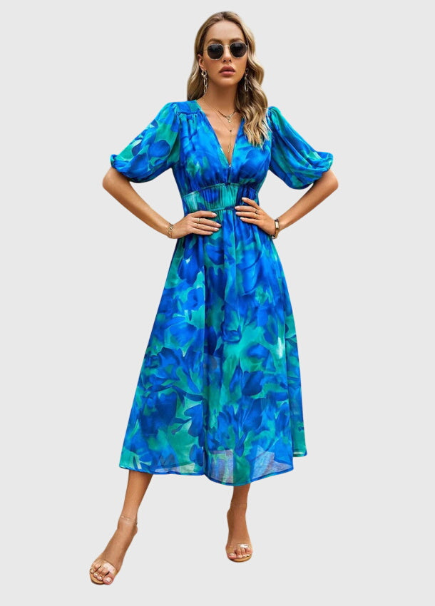 Meerlin™ | Flatterende Blomster Midi Kjole