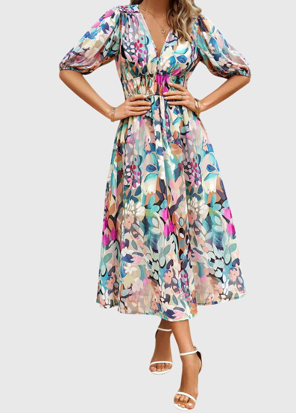 Meerlin™ | Flatterende Blomster Midi Kjole