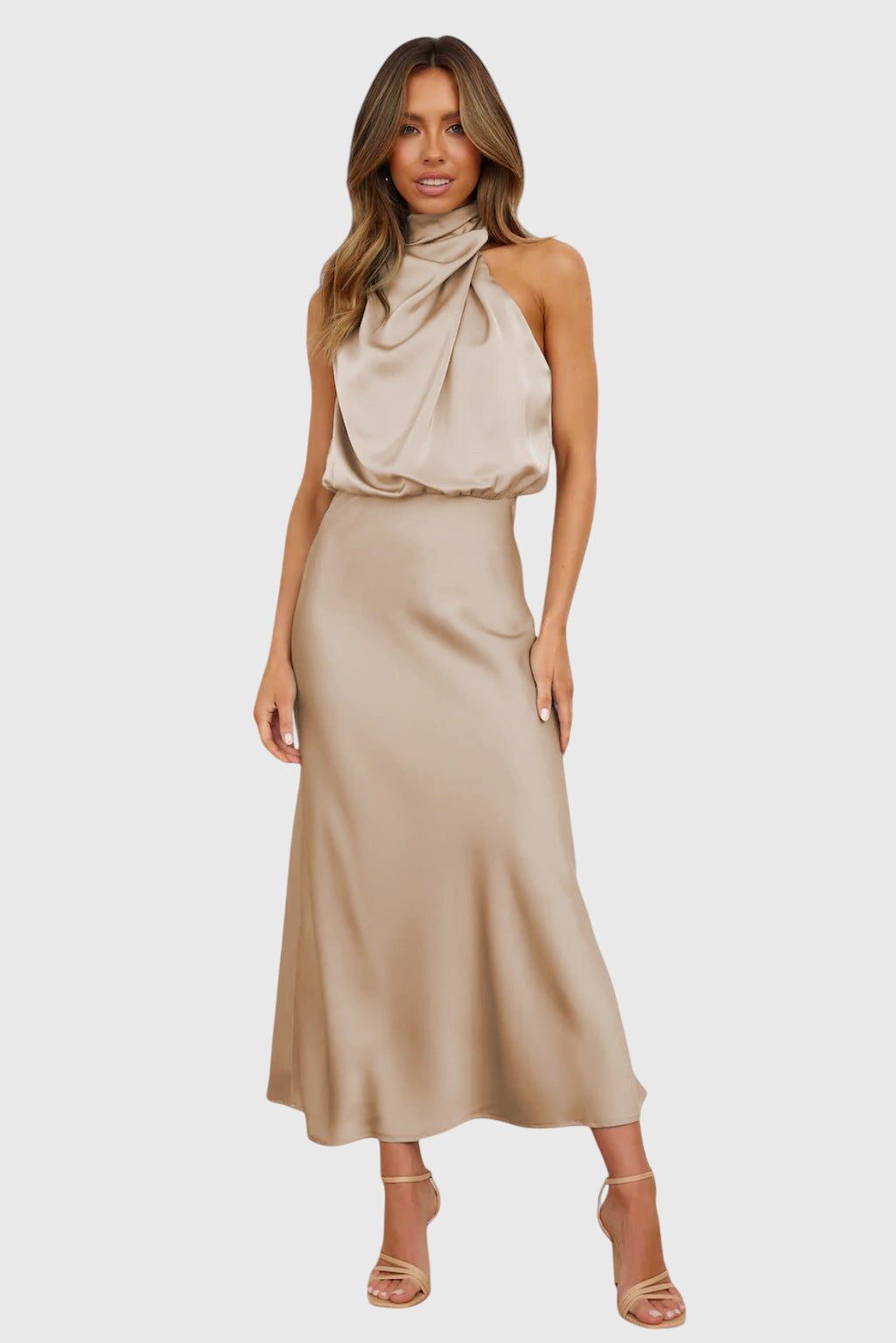 Ava™ | Glamourøs Satin Halterneck Kjole