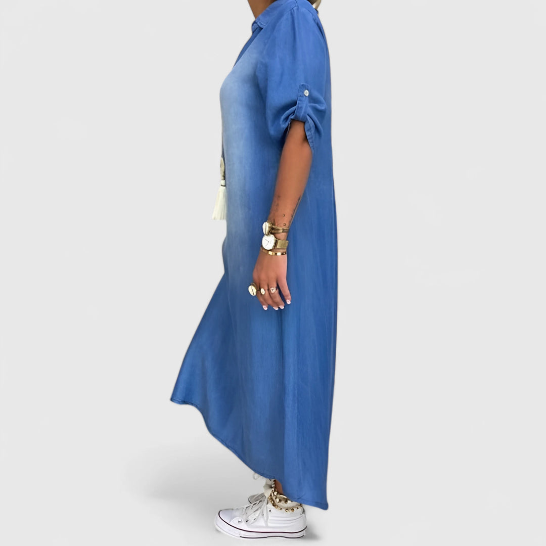 Ylva – Denimkjole med V-hals