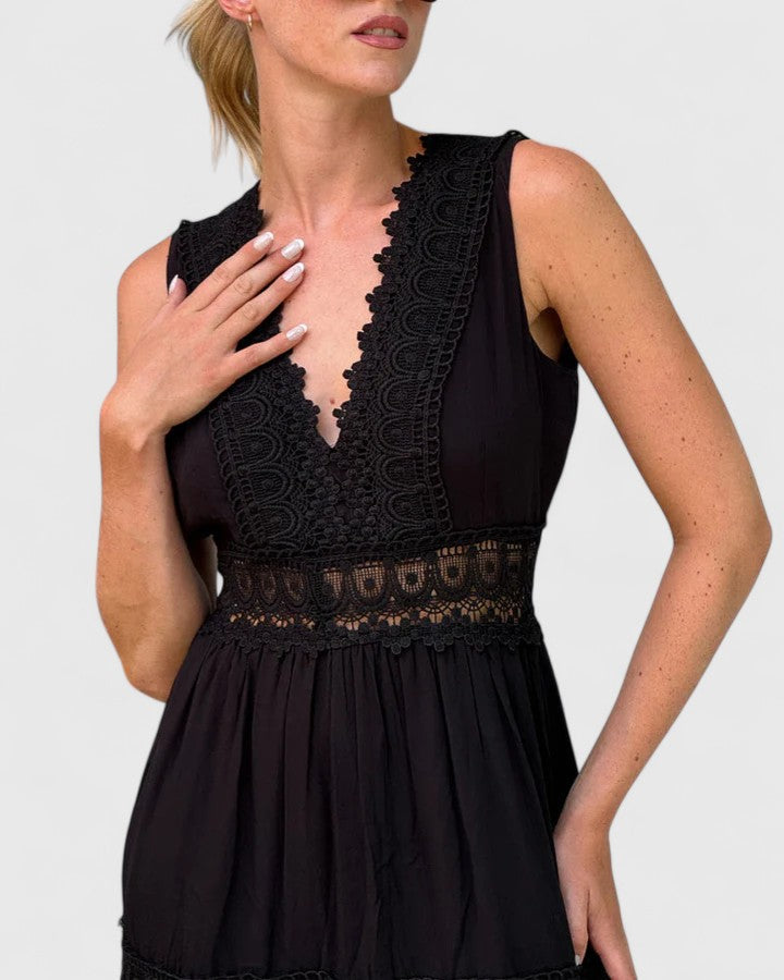 Alena | Elegant Midi Kjole