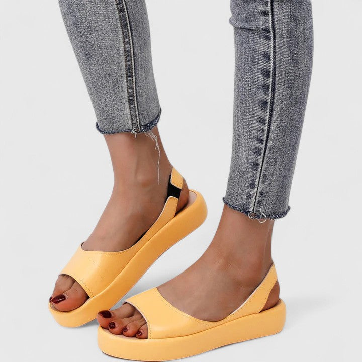 Emrynn | Ortodontiske Sandaler
